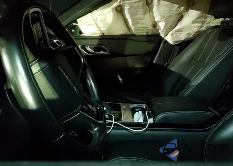 2021 Land Rover Range Rove z USA, uszkodzony, nr VIN 316078